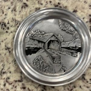 Covered bridge plate